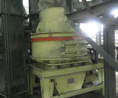 生產(chǎn)設(shè)備展示車間